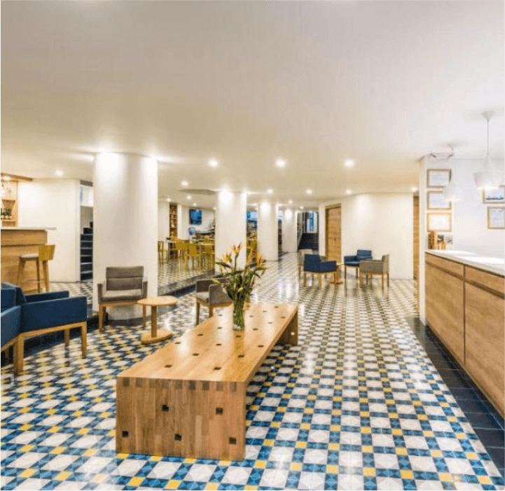 Cuadrado hotel